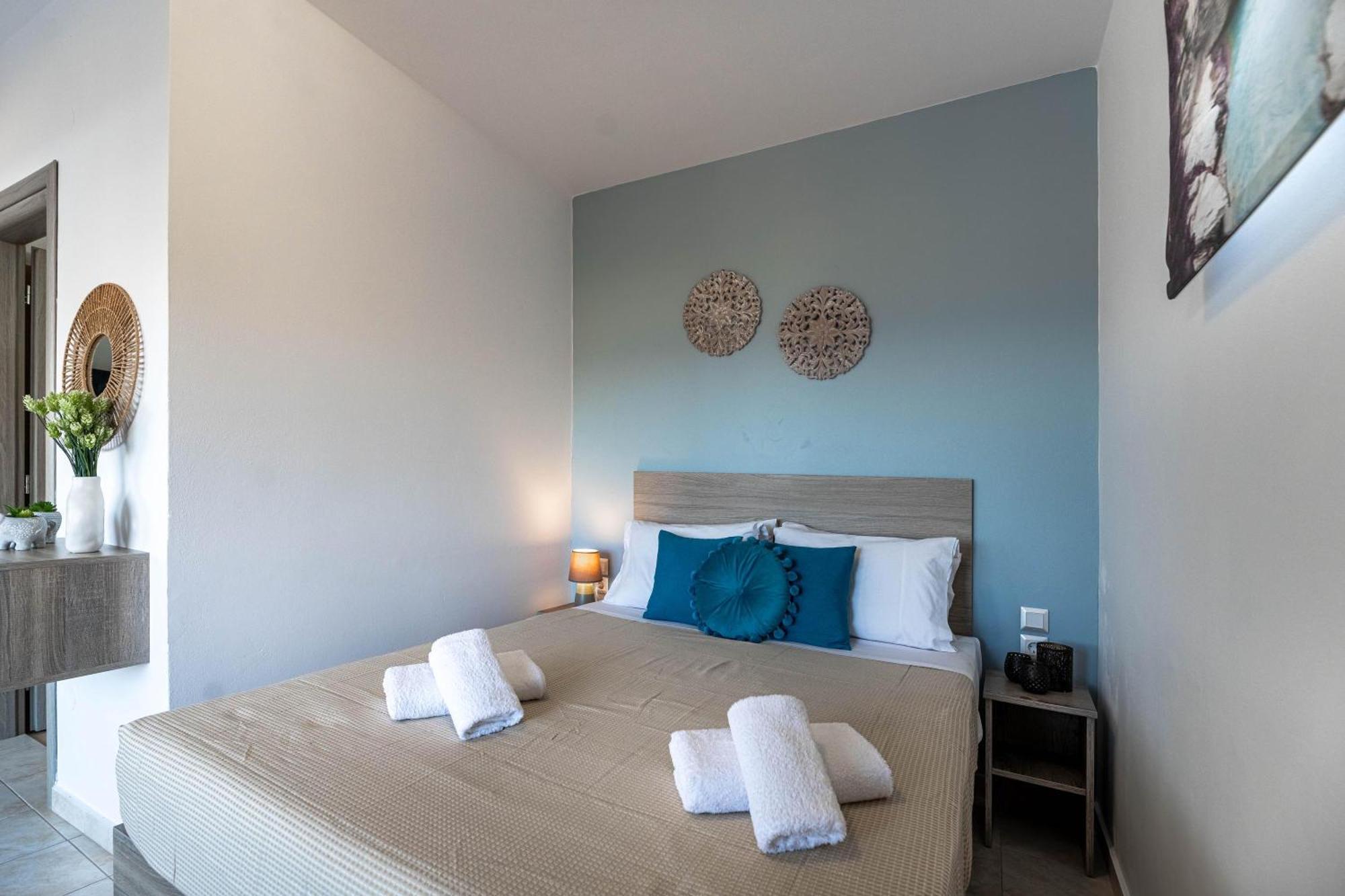 Aperanto Galazio Apartment Archangelos  Eksteriør bilde